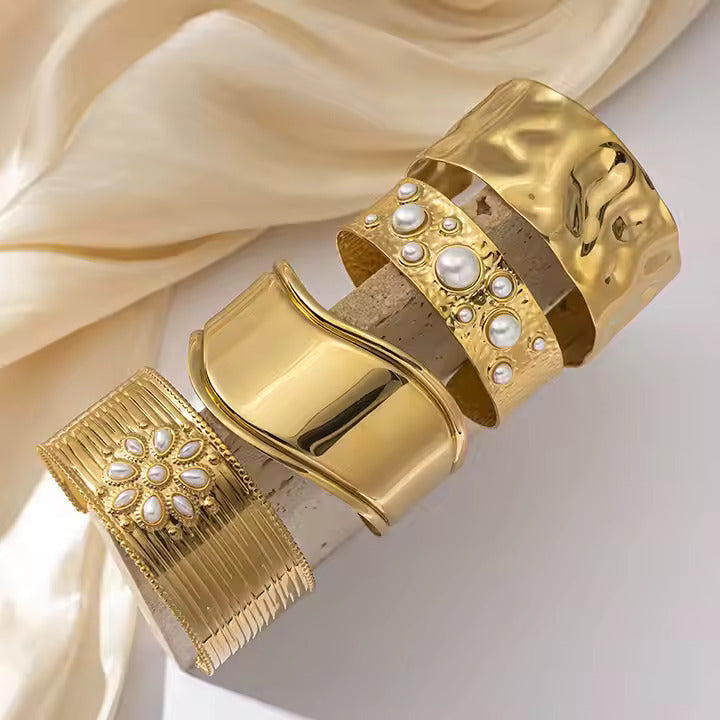 Bracelet Cuffs of Glory