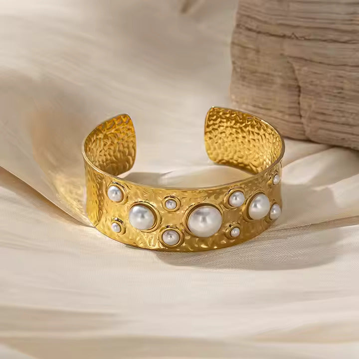 Bracelet Cuffs of Glory