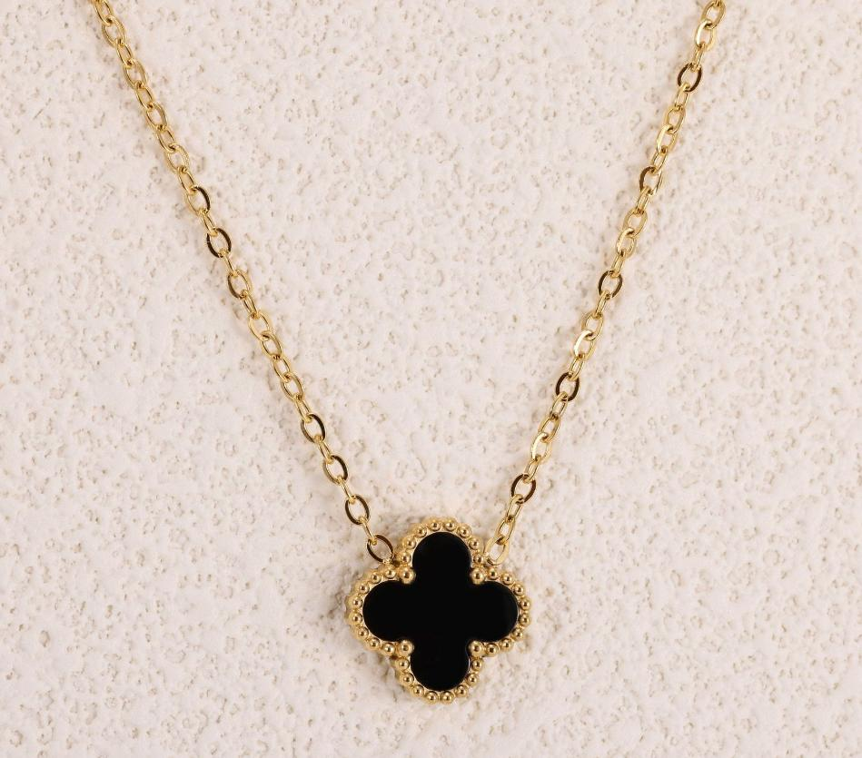Collier Trèfle Élégant