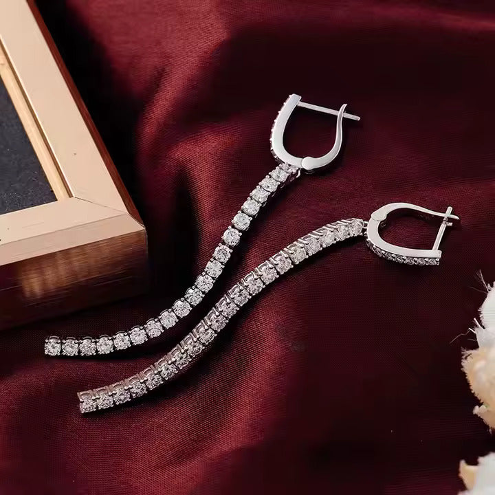 Cascade Étoilée – Boucles d'Oreilles Longues en Diamants de Laboratoire
