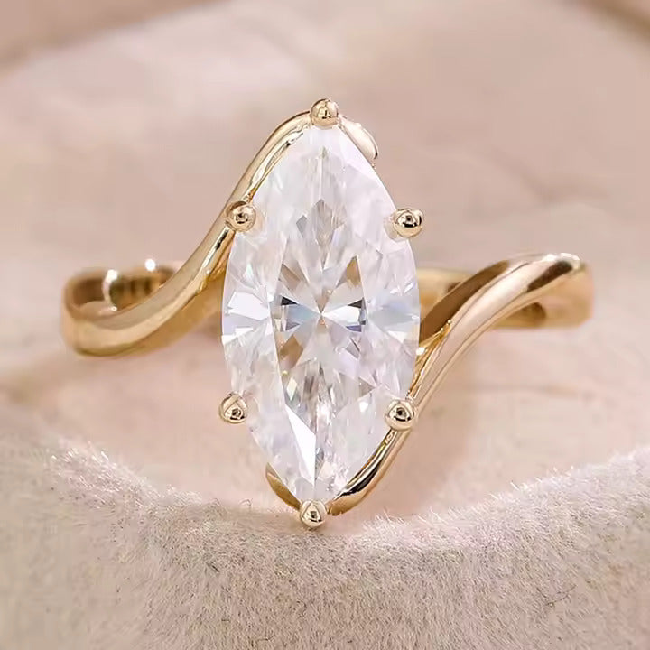 Bague Solitaire 3CT Marquise | Or Jaune 18K Authentique | Moissanite Brillante